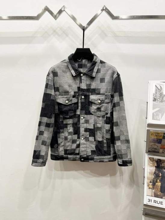 Picture of Louis Vuitton Jackets _SKULVM-XLqqtxK97031657